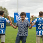 Trilli, Xosé Touriñán e Noel en Abegondo durante a presentación do patrocinio de #undosmeus á Canteira